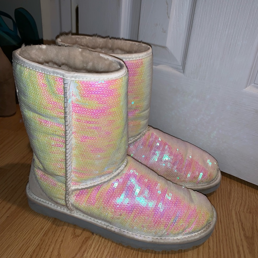 worn once, reflective UGGS